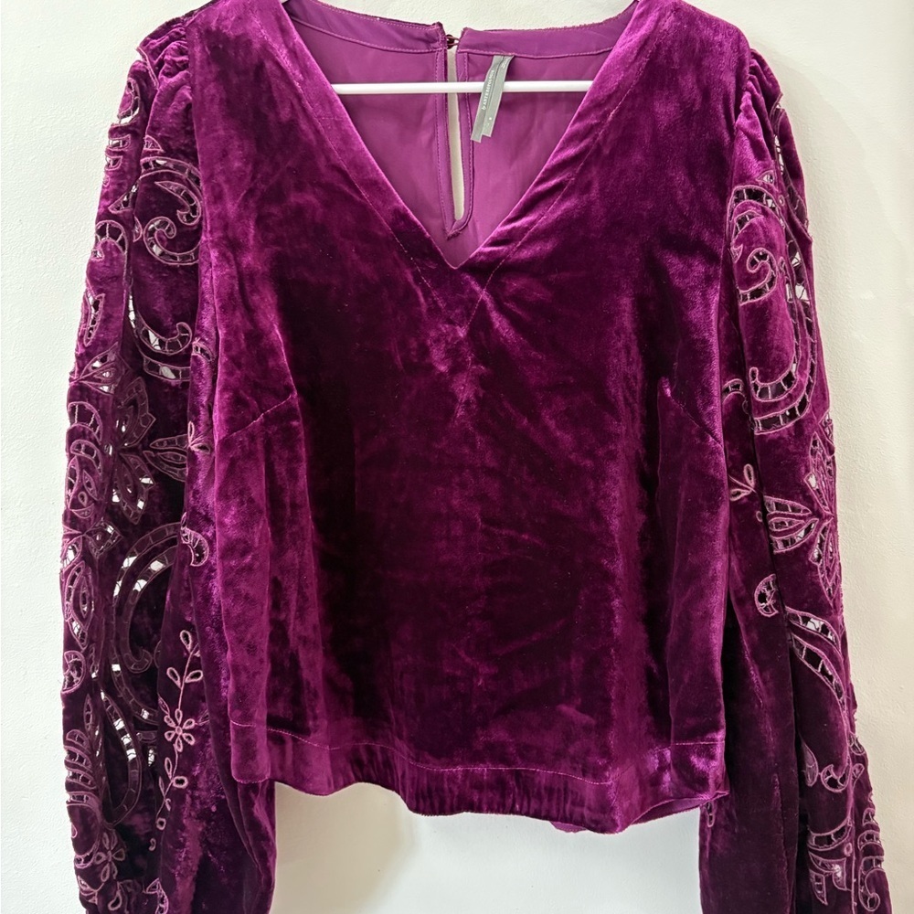 Anthropologie Purple Velvet Blouse with dramatic cut out sleeve design - medium